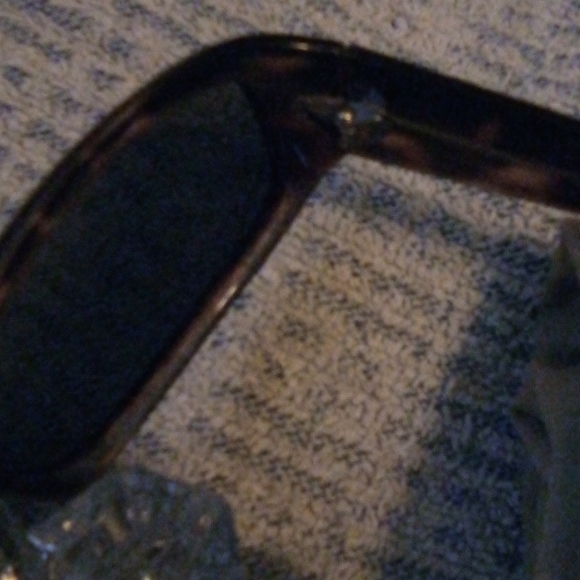 Ladies Polar Vision Shades - Picture 4 of 4